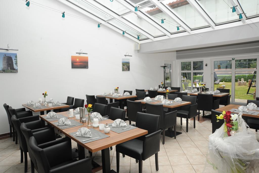 Bernrieder Hof Hotel Buitenkant foto